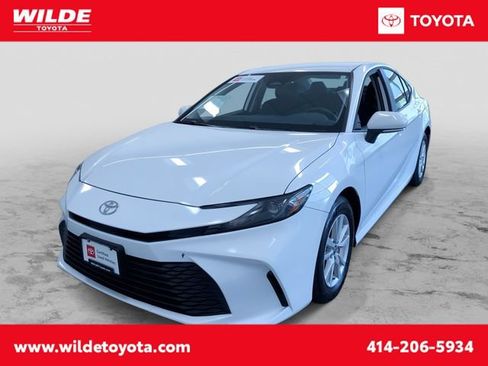Certified 2026 Toyota Camry LE FWD image 1