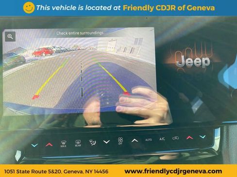 Used 2026 Jeep Grand Cherokee Altitude AWD/4WD image 19