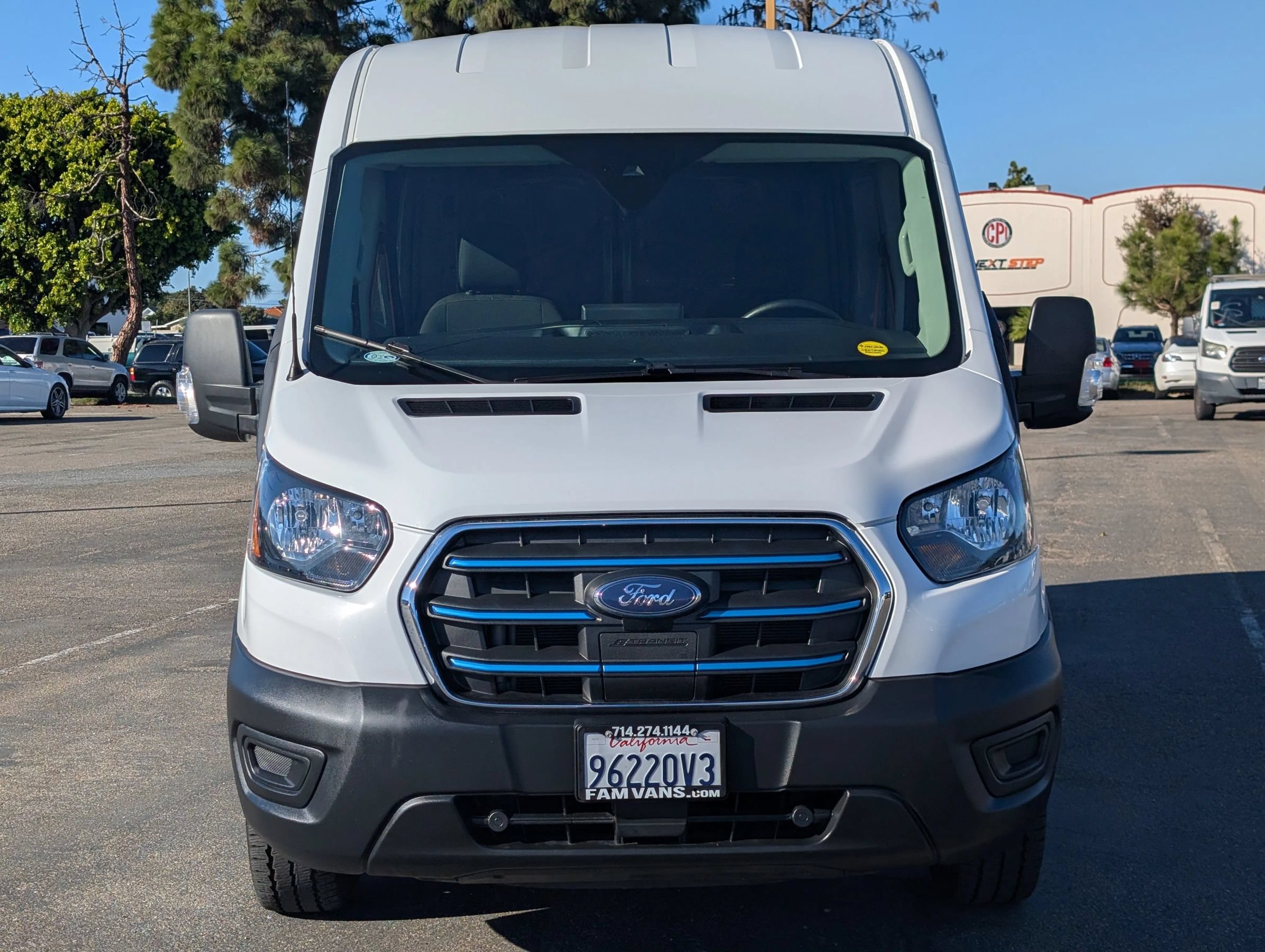 Used 2023 Ford E-Transit Medium Roof RWD image 2