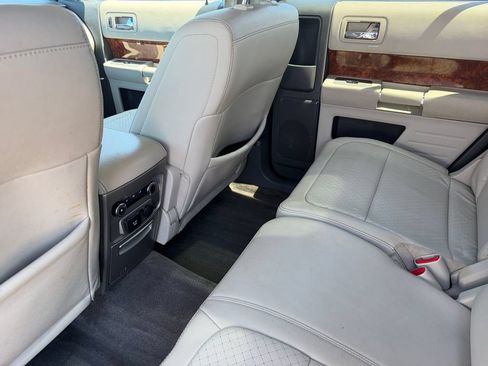 Used 2011 Ford Flex Limited w/ Rapid Spec Order Code AWD/4WD image 17