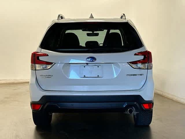 Used 2023 Subaru Forester Limited AWD/4WD image 4