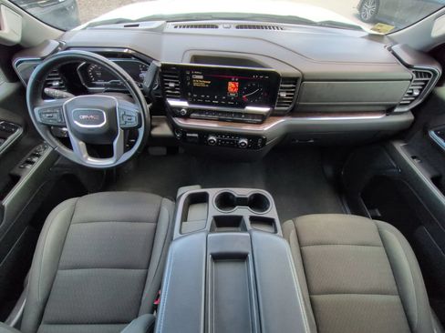 Used 2024 GMC Sierra 1500 Elevation RWD image 15