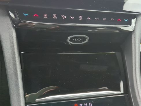 New 2026 Jeep Grand Cherokee Altitude AWD/4WD image 29