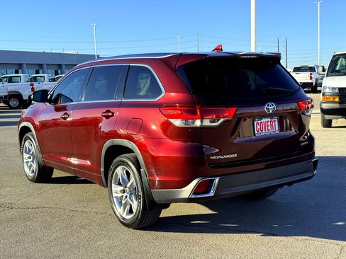 Used 2019 Toyota Highlander Limited image 9