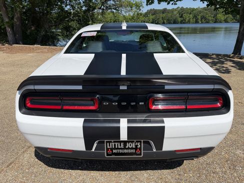Used 2023 Dodge Challenger SRT Hellcat RWD image 7
