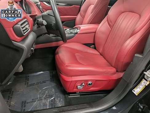 Used 2022 Maserati Levante GT AWD/4WD image 11