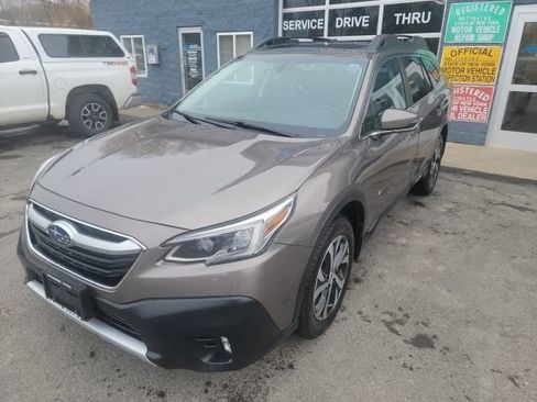 Used 2022 Subaru Outback Limited AWD/4WD image 1