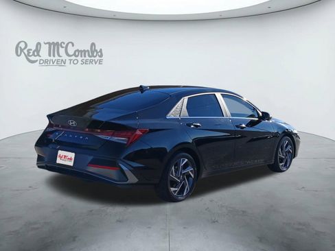 Certified 2024 Hyundai Elantra SEL w/ Convenience Package image 5