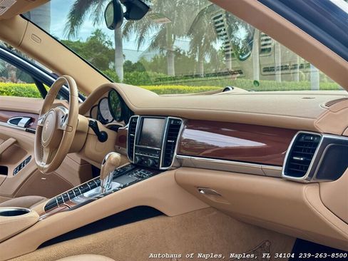Used 2012 Porsche Panamera 4S image 33