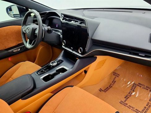 Used 2023 Lexus RZ 450e Premium w/ Accessory Package (A2) AWD/4WD image 25