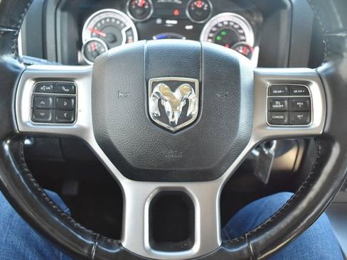 Used 2021 RAM 1500 Classic SLT w/ Electronics Convenience Group AWD/4WD image 21