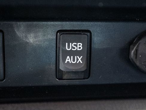 Used 2019 Toyota Tundra Platinum image 30