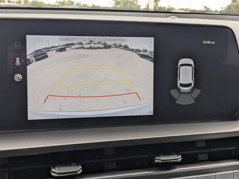 Certified 2025 Kia Telluride LX image 23