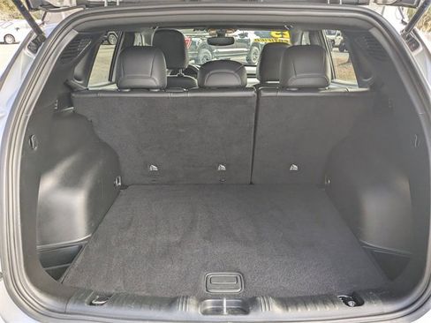 Certified 2025 Jeep Compass Limited image 12