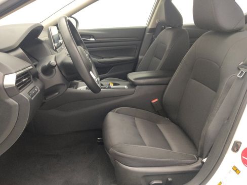 Used 2019 Nissan Altima 2.5 S FWD image 17