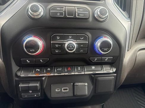 Used 2020 GMC Sierra 1500 SLE w/ SLE Value Package AWD/4WD image 20