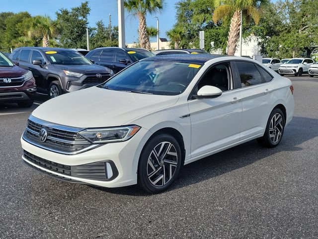 Certified 2024 Volkswagen Jetta SEL FWD image 2