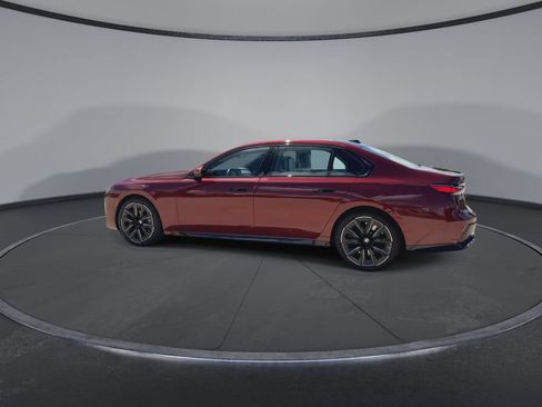 Used 2023 BMW 760i xDrive w/ Executive Package AWD/4WD image 6