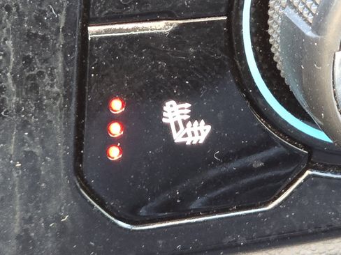 Used 2023 Chevrolet Silverado 1500 RST image 9