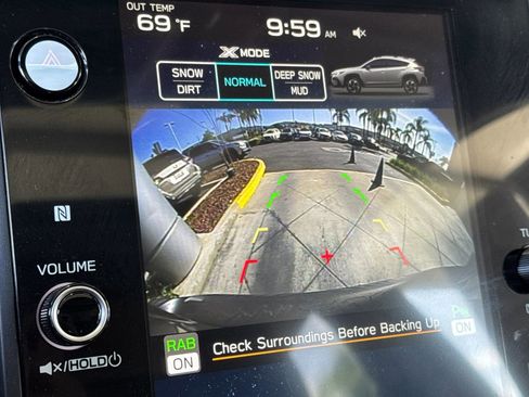 Certified 2025 Subaru Crosstrek 2.5i Limited w/ Crosstrek Mirror Package image 22