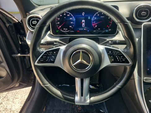 Used 2025 Mercedes-Benz C 300 4MATIC Sedan image 22