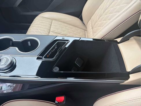 Used 2025 Cadillac Lyriq Sport w/ Nappa Leather Package AWD/4WD image 18