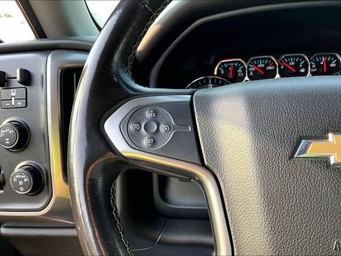 Used 2018 Chevrolet Silverado 1500 LT w/ All Star Edition AWD/4WD image 18