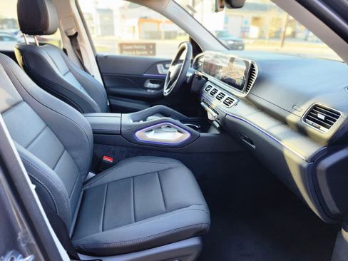 New 2026 Mercedes-Benz GLS 450 4MATIC image 10