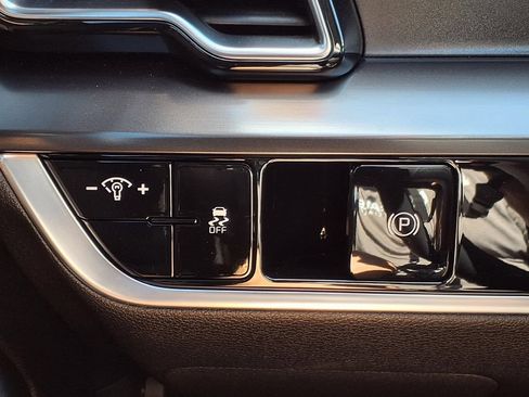 Certified 2024 Kia Sportage EX FWD image 24