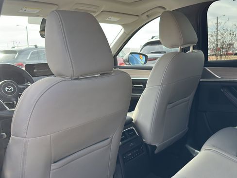 New 2026 MAZDA CX-90 Plug-In Hybrid w/ Preferred image 14