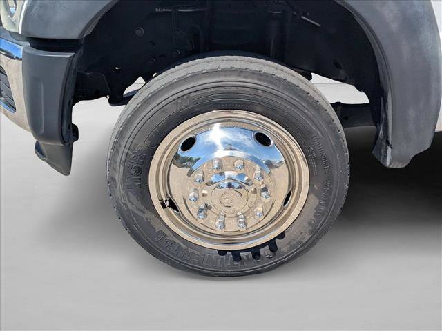 Used 2016 Ford F550 2WD Regular Cab Super Duty image 14
