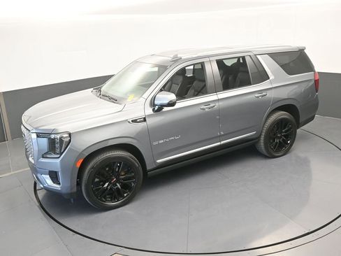 Used 2022 GMC Yukon Denali w/ Denali Premium Package image 61