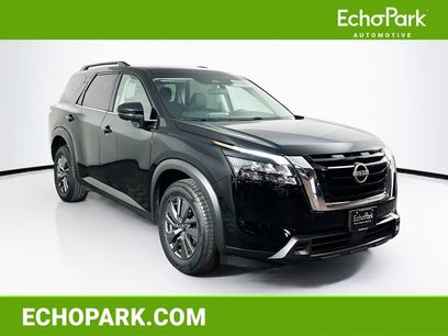 Used 2024 Nissan Pathfinder SV