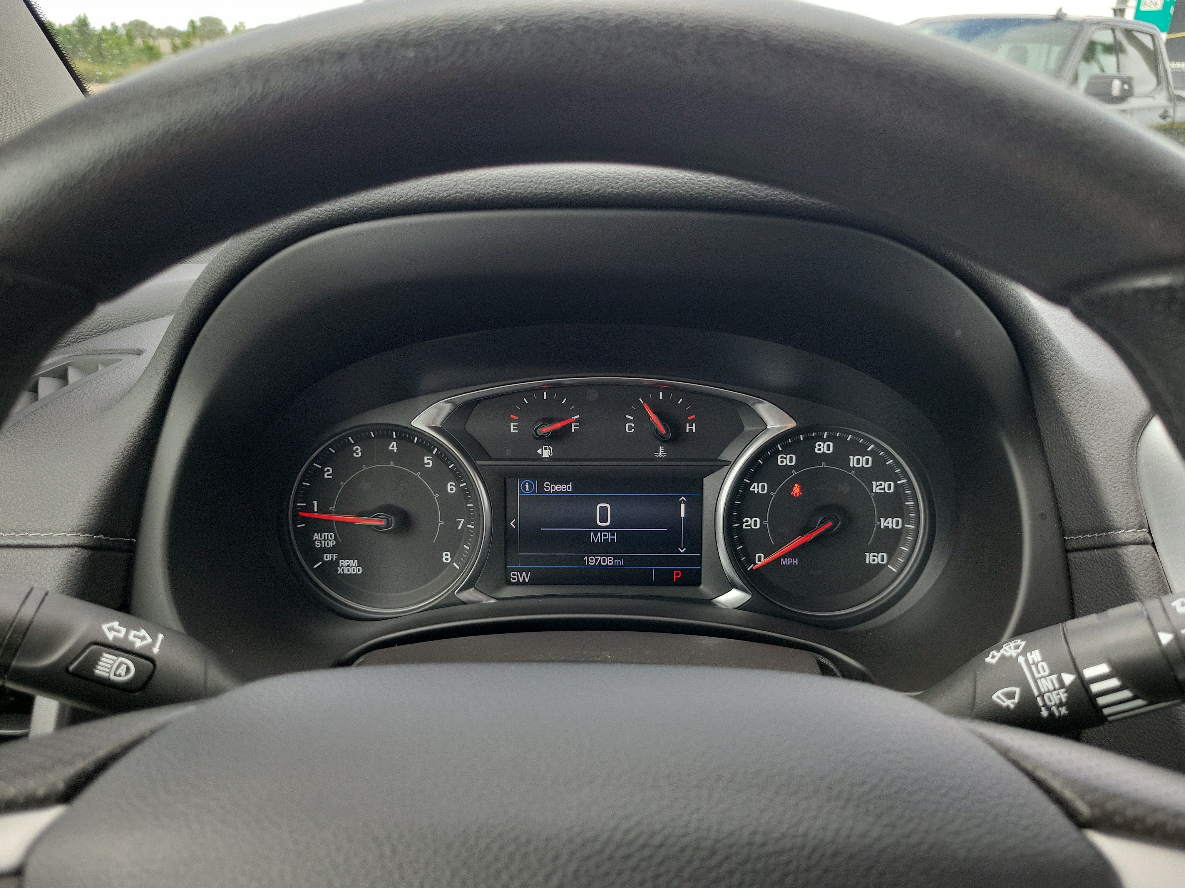 Used 2024 GMC Terrain SLE FWD image 28