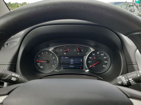 Used 2024 GMC Terrain SLE FWD image 28