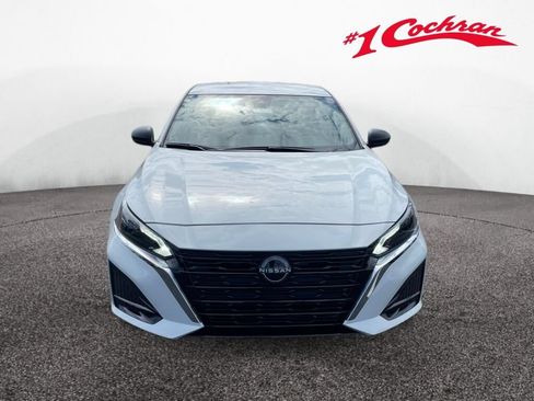 Used 2024 Nissan Altima 2.5 S FWD image 2