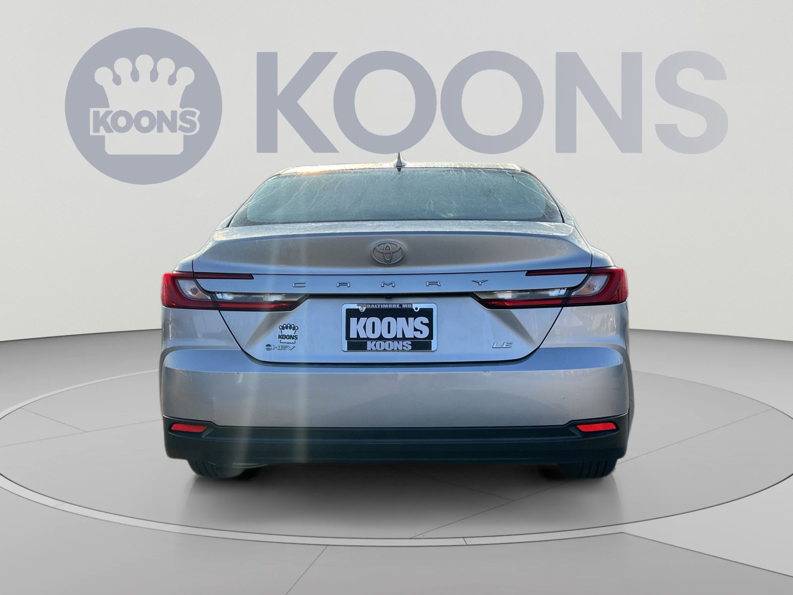 Used 2025 Toyota Camry LE FWD image 5