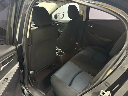 Used 2017 Toyota Yaris iA image 16