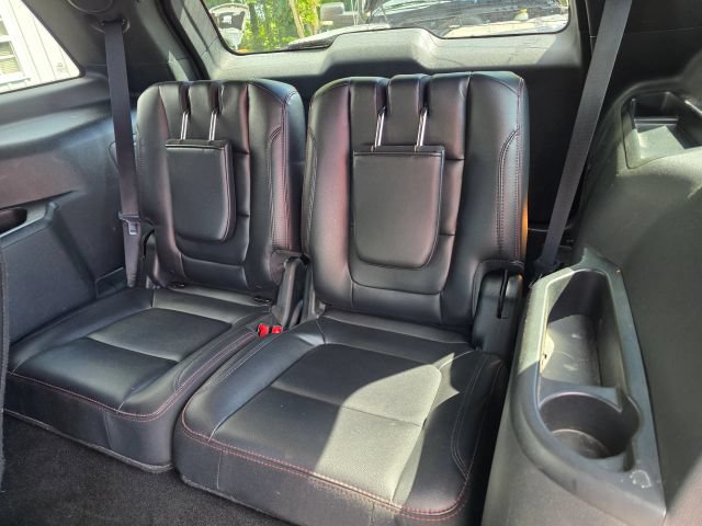 Used 2019 Ford Explorer Sport w/ Ford Safe & Smart Package AWD/4WD image 21