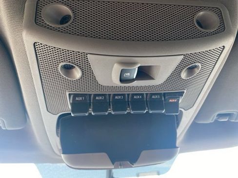 Used 2019 Ford F250 Lariat w/ Chrome Package AWD/4WD image 25