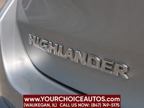 Used 2019 Toyota Highlander AWD V6 image 17