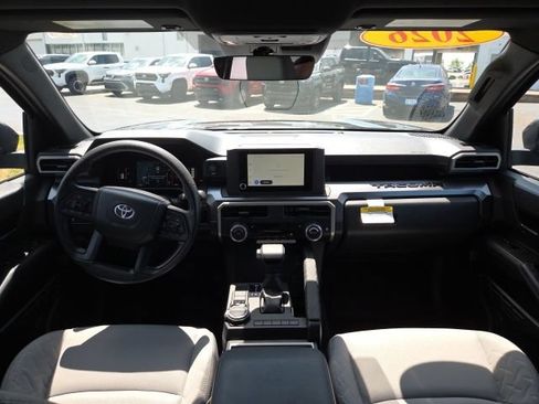 Used 2026 Toyota Tacoma SR5 AWD/4WD image 23