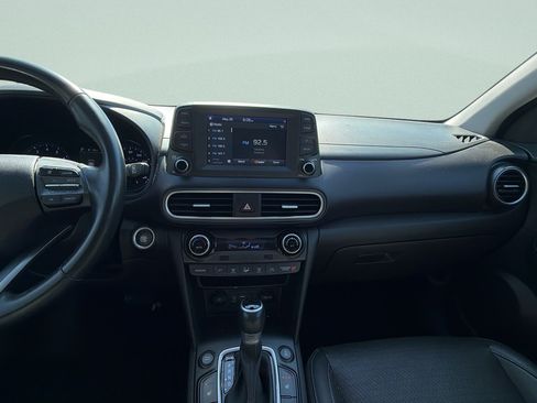 Used 2020 Hyundai Kona Limited AWD/4WD image 12