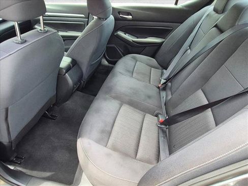 Used 2022 Nissan Altima 2.5 SV FWD image 17