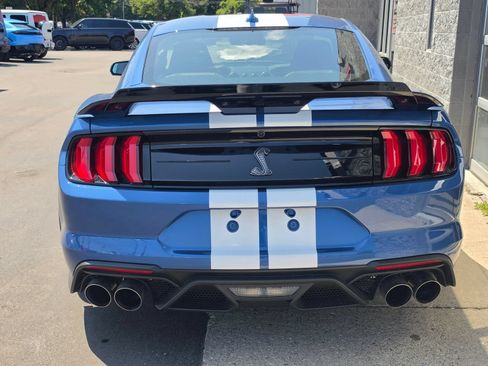 Used 2021 Ford Mustang Shelby GT500 w/ Technology Package RWD image 5