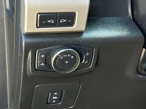 Used 2015 Ford F150 Lariat w/ Heavy-Duty Payload Package RWD image 22