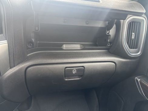 Used 2021 Chevrolet Silverado 1500 LT image 28