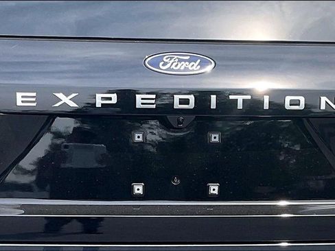 New 2026 Ford Expedition Active AWD/4WD image 11