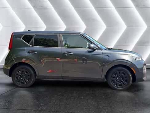 Used 2020 Kia Soul LX FWD image 6