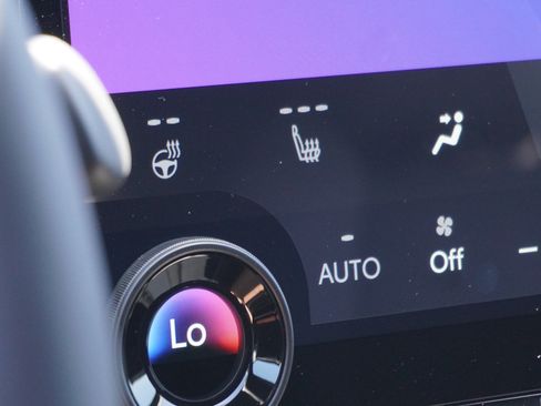 New 2026 Toyota C-HR AWD/4WD image 27